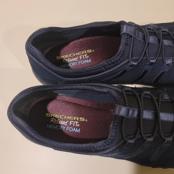 New Skechers Size 10 - Picture 6 of 7